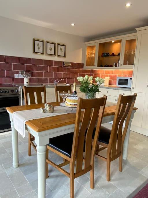 Villa Woodland View At Hewish Mill Bittadon Exterior foto